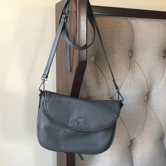 vince camuto rizo crossbody